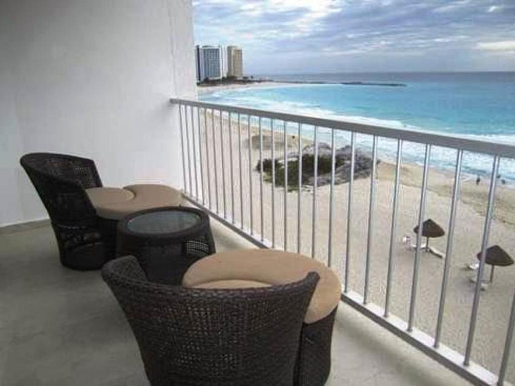 Apartament Beachfront Studio Carisa Y Palma Cancún Pokój zdjęcie